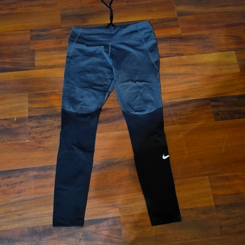 Nike Yoga Pants. Size M.